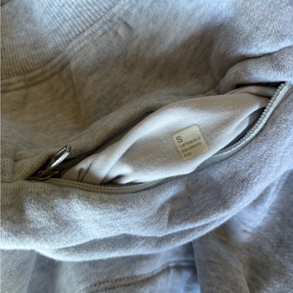 Lululemon Smooth Spacer Shorts Core Ultra Gray Size S - Picture 10 of 10